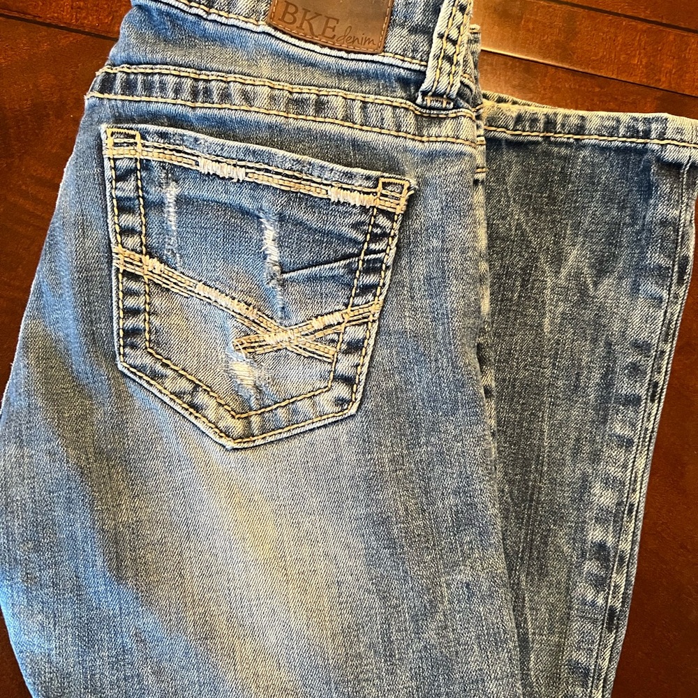 BKE Stella Jeans 27R | Bootcut | Distressed Wash | Buckle Denim